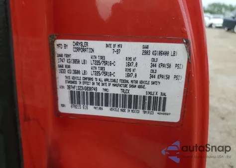 1997 Dodge Ram 1500 из США, поврежденный, VIN 3B7HF13Z3VG830749